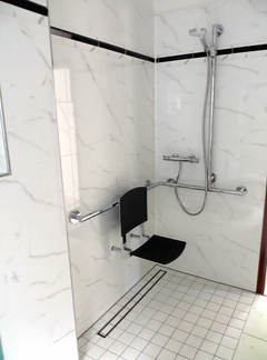 Barrierefreie Neuverfliesung